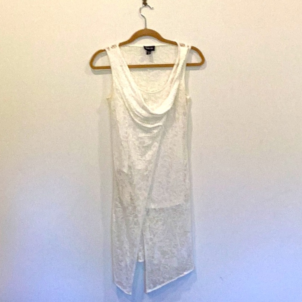 Ronen Chen Ivory Lacey sleeveless PO wrap tunic w/Ivory tank.